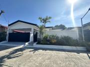 RENOVATED TO MODERN DESIGN BUNGALOW HOUSE IN BF HOMES