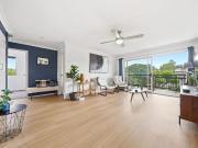 Renovated Top Floor 2 Bedroom Apartment!