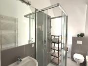 Renovated Top Floor Apartment with High Ceilings, Berlin...
