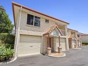 Renovated Townhouse In A Gated Complex, Cav Rd High...