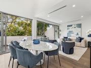Renovated townhouse like apartment offering wonderful...