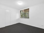 Renovated Two Bedroom Apartment In Prime Location