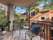 Renovated Two bedroom with Parking