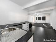 Renovated Unit Close to CBD Available for Rent