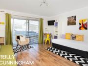 Renovated unit on quiet laneway