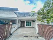RENOVATEDCANTIK Double Storey Terrace Taman Riana Ukay...
