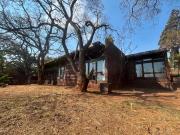 renovator/developer's dream in this.