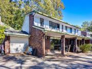 Renovator's Delight in the Heart of Mudgeeraba