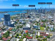 Renovator's Opportunity in a Prime Broadwater Pocket