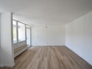 Renoviert! Moderne 2 Zimmer Maisonette Whg mit großem Balkon Renoviert! Moderne 2 Zimmer Maisonette Whg mit großem Balkon