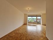 Renovierte 2 Zimmer Wohnung im Center Carrée Steele mit...