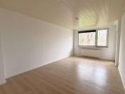 Renovierte 2 Zimmer Wohnung mit Balkon Jobcenter Willkommen!
