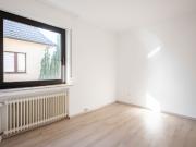 Renovierte 3,5 Zimmerwohnung mit Einbauküche und Garage...