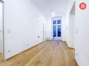 Renovierte 3 Zimmer Wohnung mit Terrasse zum Innenhof im...