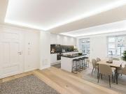 Renovierte 4,5 Zimmer Wohnung mit großer Wohnküche und...