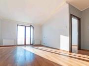 Renovierte 4 Zimmer Whg Garten, Garage, Pool, Sauna...