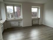 Renovierte 4 Zimmer Wohnung in zentraler Lage von Essen...