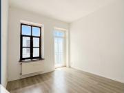 Renovierte 4 Zimmer Wohnung mit EBK, Balkon &...