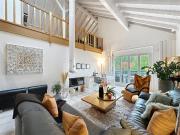 Renovierte Maisonette von 235 m2