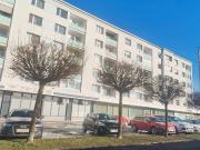 Renovierte und ruhige 2 Zimmer Wohnung mit Parkplatz in...