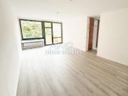 Renovierte Wohnung mit Balkon, Garten und Tiefgarage... Renovierte Wohnung mit Balkon, Garten und Tiefgarage...