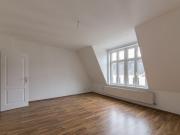 Renovierte Zwei Zimmer Wohnung in Zentraler Lage von...