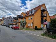 Renoviertes Apartment mit bodentiefem Fenster und...