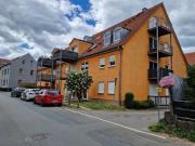Renoviertes Apartment mit bodentiefem Fenster und...