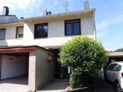 RENOVIERTES REIHENENDHAUS MIT GROßER TERRASSE UND 2...