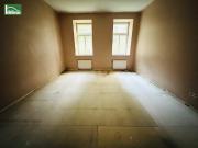 Renovierungsbedürftige 2 Zimmer Altbauwohnung in ruhiger...