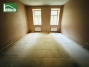Renovierungsbedürftige 2 Zimmer Altbauwohnung in ruhiger...