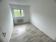 Renovierungsbedürftige 3 Zimmer Wohnung in grüner Lage –...