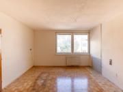 RENOVIERUNGSBEDÜRFTIGE 3 ZIMMER WOHNUNG / NÄHE...