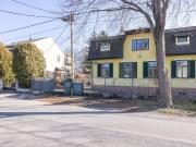 Renovierungsbedürftiges Altvillenhaus in Essling