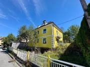 Renovierungsbedürftiges Mehrfamilienhaus mit 9 Zimmern...