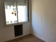 RENT. 3 room apartment located in Monserrat