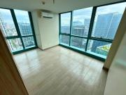 2 Bedroom Condo FOR SALE in One Uptown Residence BGC...