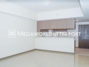 Rent To Own 2 Bedroom With Balcony Park McKinley West...