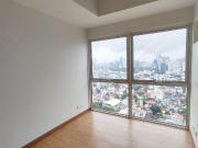 RENT TO OWN NEAR UPTOWN MALL in BGC TAGUIG