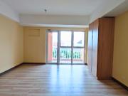 Rent to Own Studio Unit FOR SALE in The Venice Luxury...