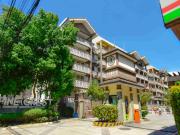 Rent town condo in QC!