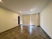 RENTA. Altos de Juriquilla Casa con roof garden y 4...