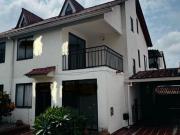 RENTA AMPLIA CASA SEC UNICENTRO