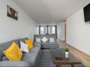 RENTA BONITA CASA AMUEBLADA EN RESIDENCIAL SAN CARLOS