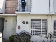 RENTA. CASA. 2 PISOS. SEGURIDAD. CUAUTITLAN. EDO DE MEXICO