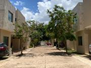 RENTA CASA 3 HAB Y PISCINA EN PRIVADA MONTES DE AME ZONA...