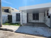 Renta casa 3 Recamaras cerca av. 60 Norte