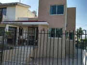 Renta casa 3 recs 1 en PB 2 baños 3 autos remodelada