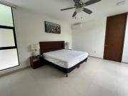 renta casa 4 recámaras amueblada y con paneles en...