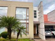 RENTA CASA AMOBLADA CONJUNTO DIAMOND VILLAGE CUMBAYA...